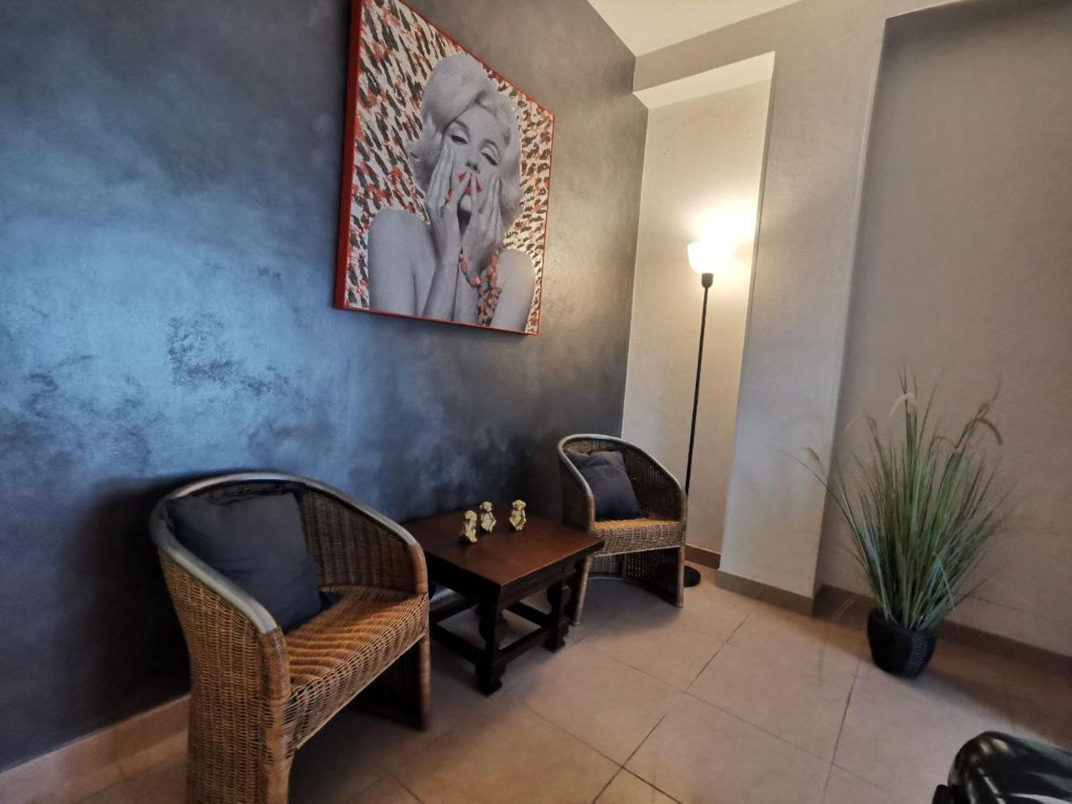 ペスカーラ La Dimora Degli Artisti Bed & Breakfast エクステリア 写真