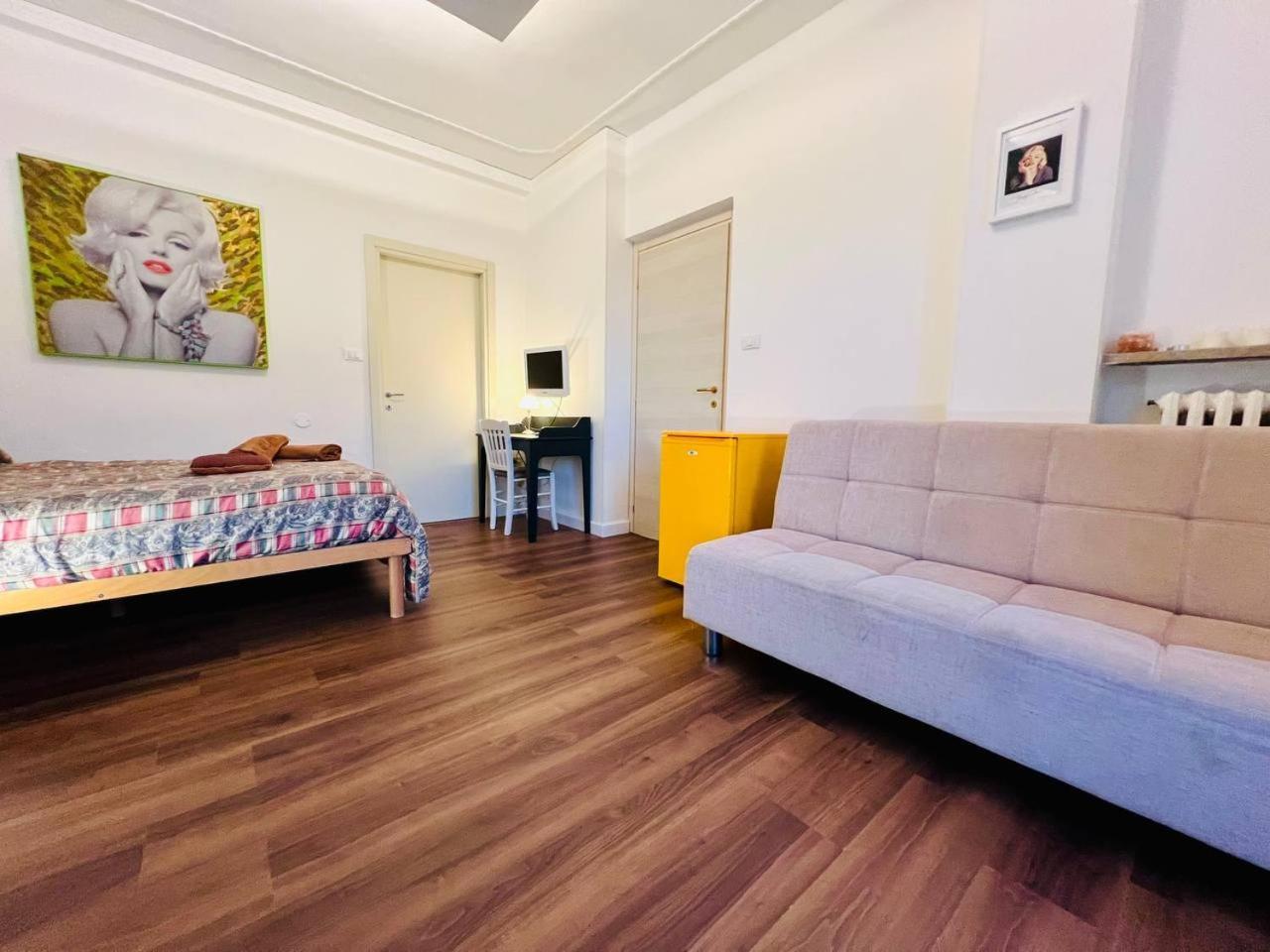 ペスカーラ La Dimora Degli Artisti Bed & Breakfast エクステリア 写真